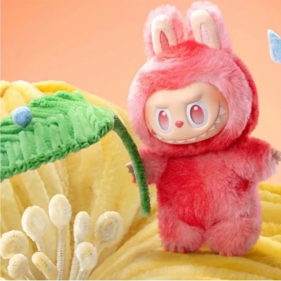 Big into Energy Authentic LABUBU - Picture 9 of 16